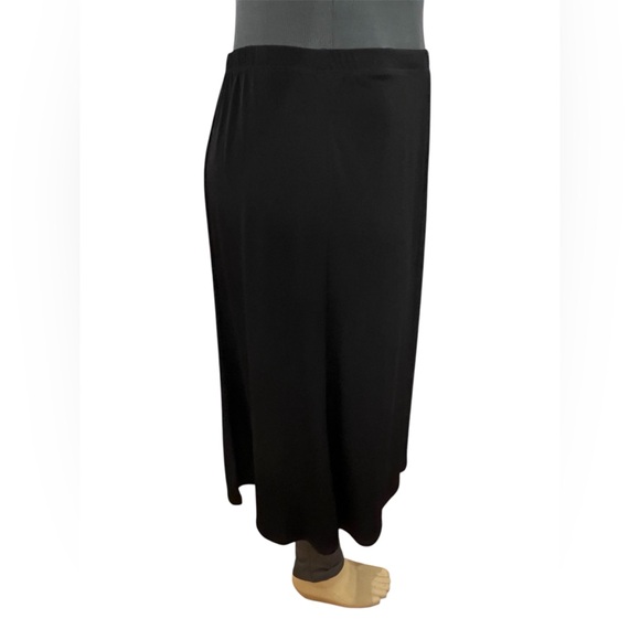 Susan Graver Size XL Black Midi Skirt. - Picture 4 of 7